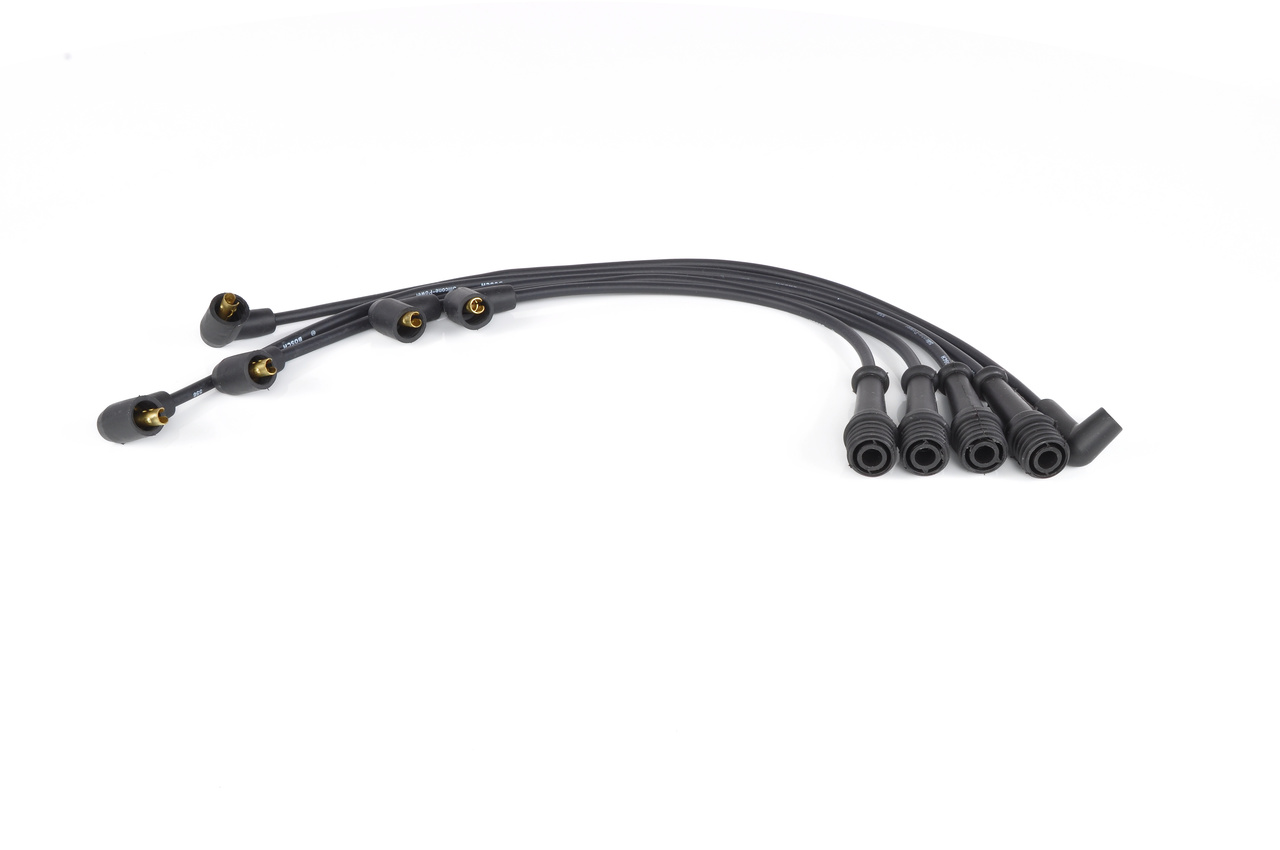 0986356704, Ignition Cable Kit, BOSCH, 7700720781, 7700720783, 7700740118, 2471, 48539, 600131, 73230, B704, DKB234, HE80, LS46, SSET38, ZEF761, 4486, 600189, 73331, RBUS29, ZEF800, 0300890800, 600338, 0300898457, 600366